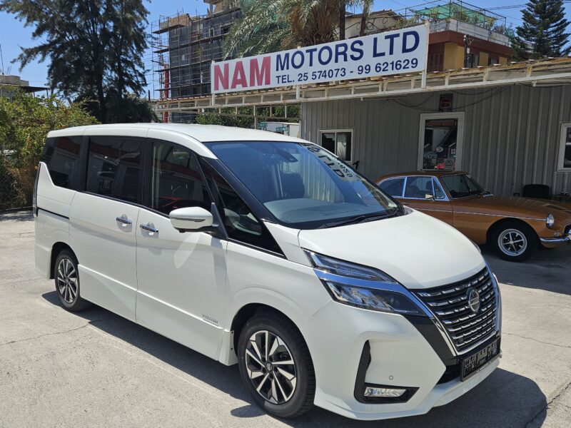 Nissan Serena  '2022