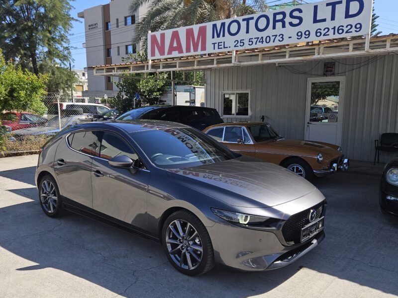 Mazda 3  '2023