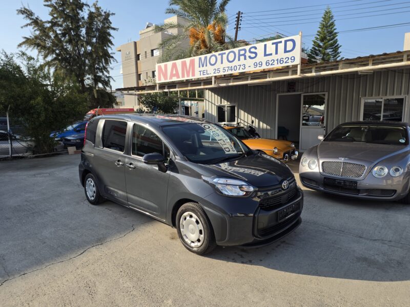 Toyota Sienta  '2023