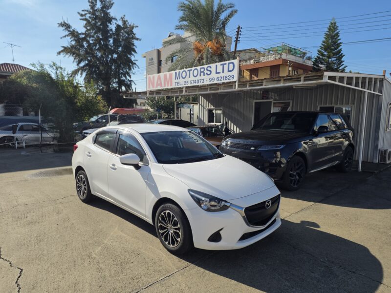 Mazda 2  '2022