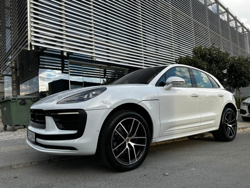 Porsche Macan  '2025
